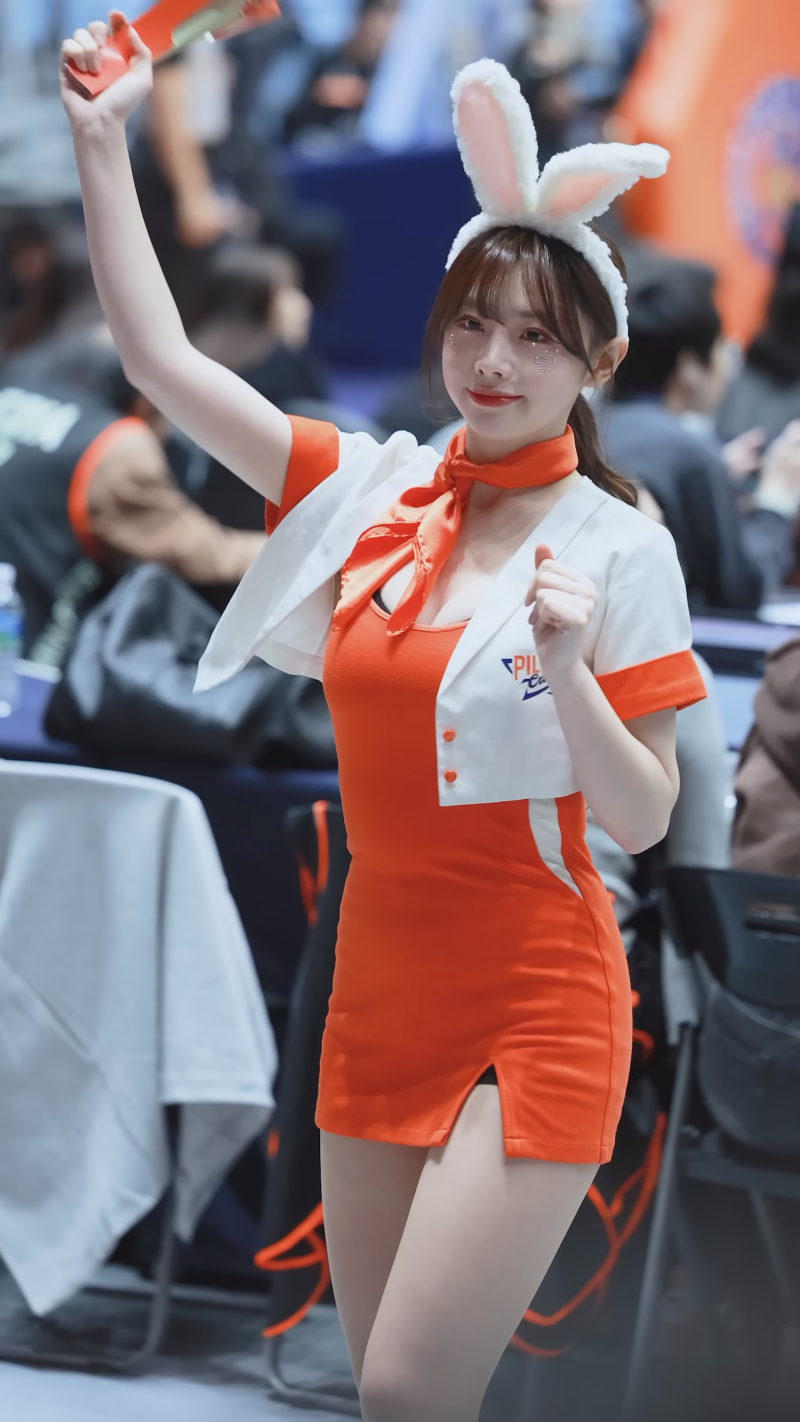 대만으로 간 김나연 치어 엉밑살..