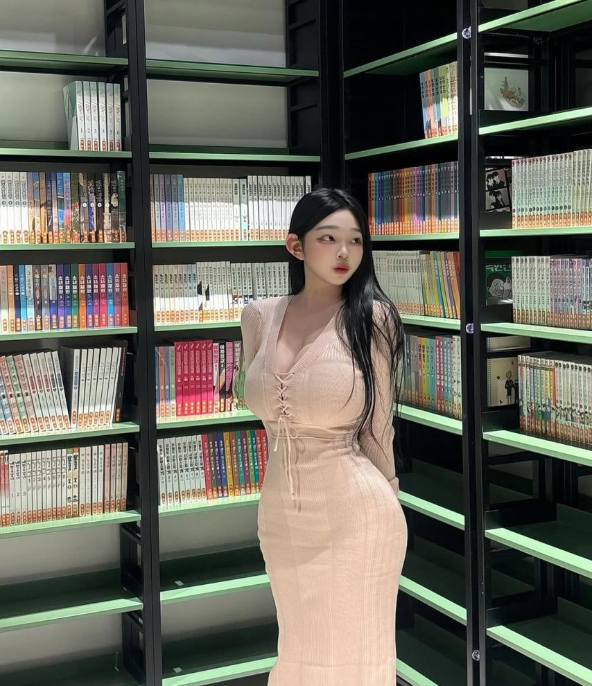 만화방 미시룩 조하윤(soyeemilk__)