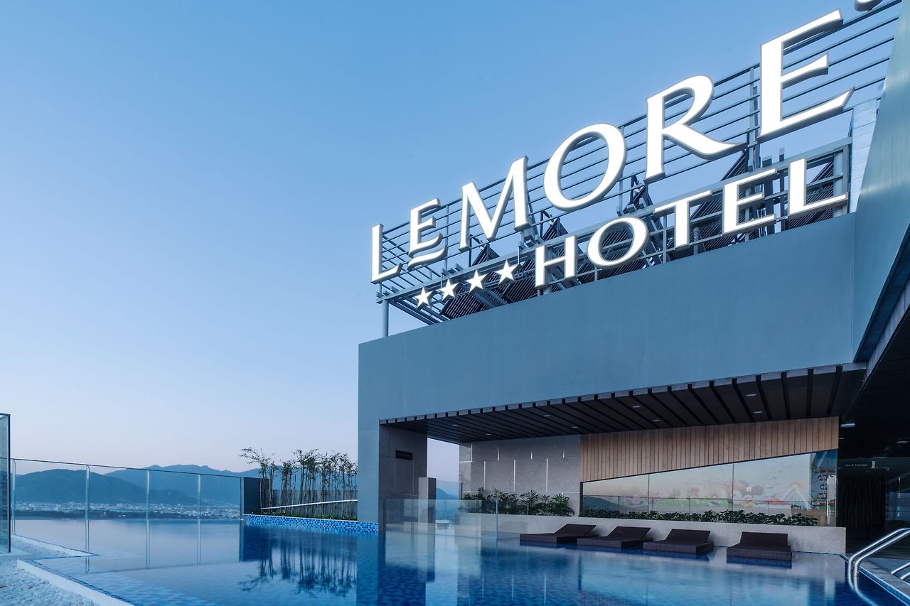 ピックアップから朝食までのNhatran Ranchermore Hotelの概要