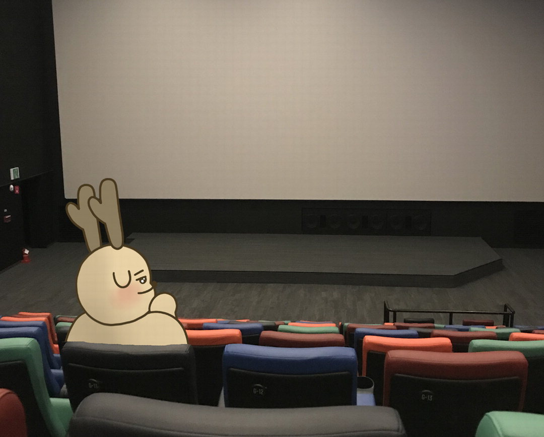 今劇場街は映画再開の熱風
