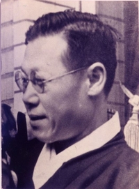 김병기의 부친 김찬영의 1940년대 장교동 시절 모습. 남아 있는 2장의 김찬영 얼굴 사진 중에 한장이다.