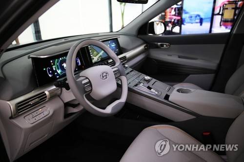 (서울=연합뉴스) 현대자동차는 서울 여의도 한강공원에 설치된 수소 에너지 체험공간 