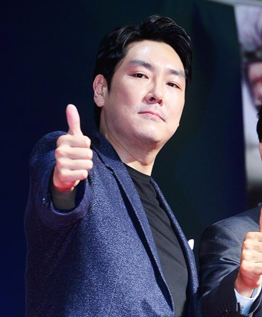 이 꼬마가 자라서 나중에 훌륭한 배우가 됩니다 | 인스티즈