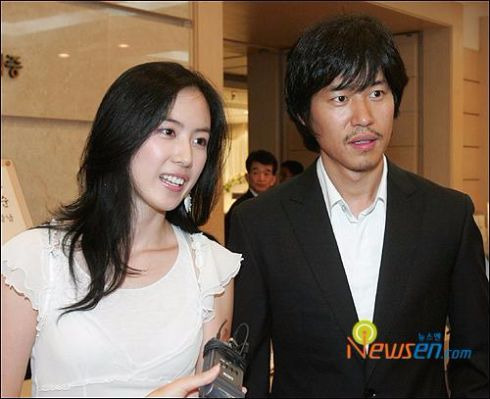 10살도 가소롭다! 연예인 커플들의 나이차 | 인스티즈