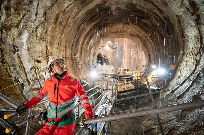 [런던 타이드웨이 프로젝트] '수퍼 하수 터널공사' 굴착  완료...관통 기념 공연도 열려 VIDEO: Tideway | Tunnelling complete on London’s ‘super sewer’