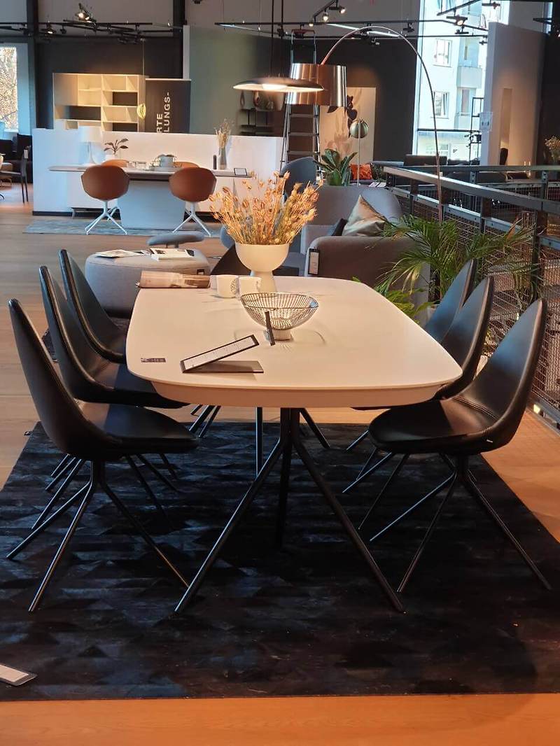 독일 인기 절정! 북유럽 가구 브랜드 보컨셉 (BoConcept) 내돈내산 후기 (보컨셉 오타와 식탁) 및 현지 가격!, 다이닝 식탁 추천!