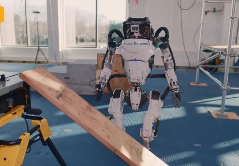 건설로 다가오는 로봇 혁명 VIDEO: Robotic Revolution Coming to Construction