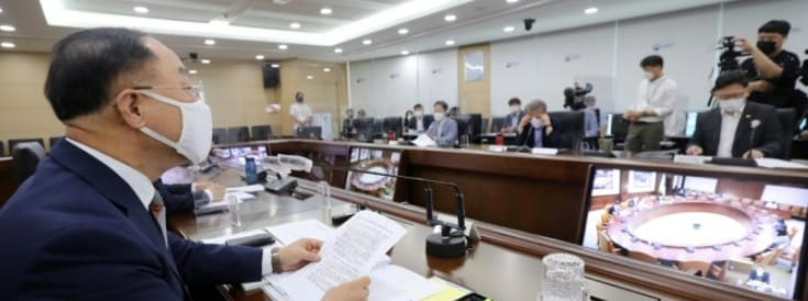 15조원 해외건설 수주 실패 책임론 공방...무역보험공사 vs 기재부