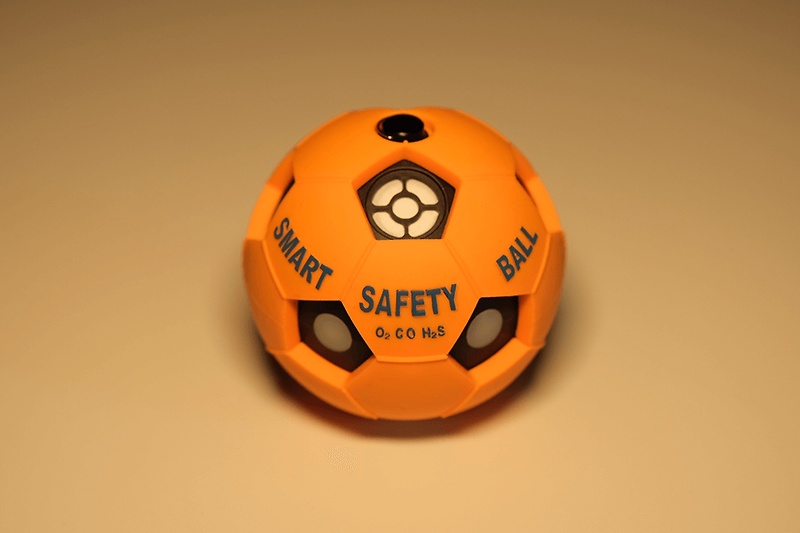 포스코가 세계 최초로 개발한 ‘스마트 세이프티 볼(Smart Safety Ball)?'...과연 무엇일까?