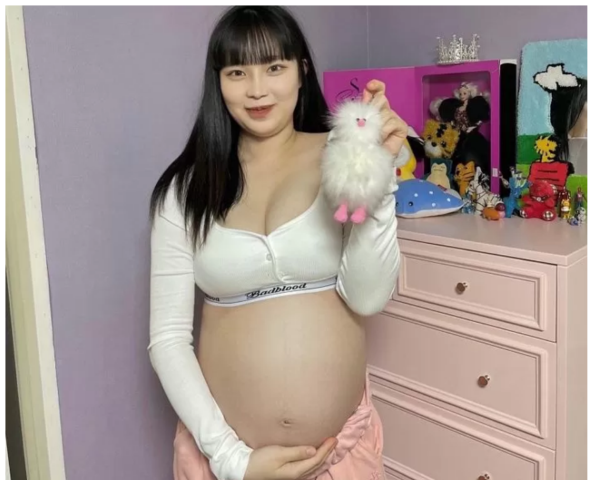 임신으로 11kg 쪘던 유튜버 산범 정수영 출산 6개월만에 공개한 몸매 근황