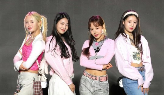 피프티피프티 멤버 사촌 동생 게시글 화제 전홍준 대표 시계 팔았다 거짓 주장