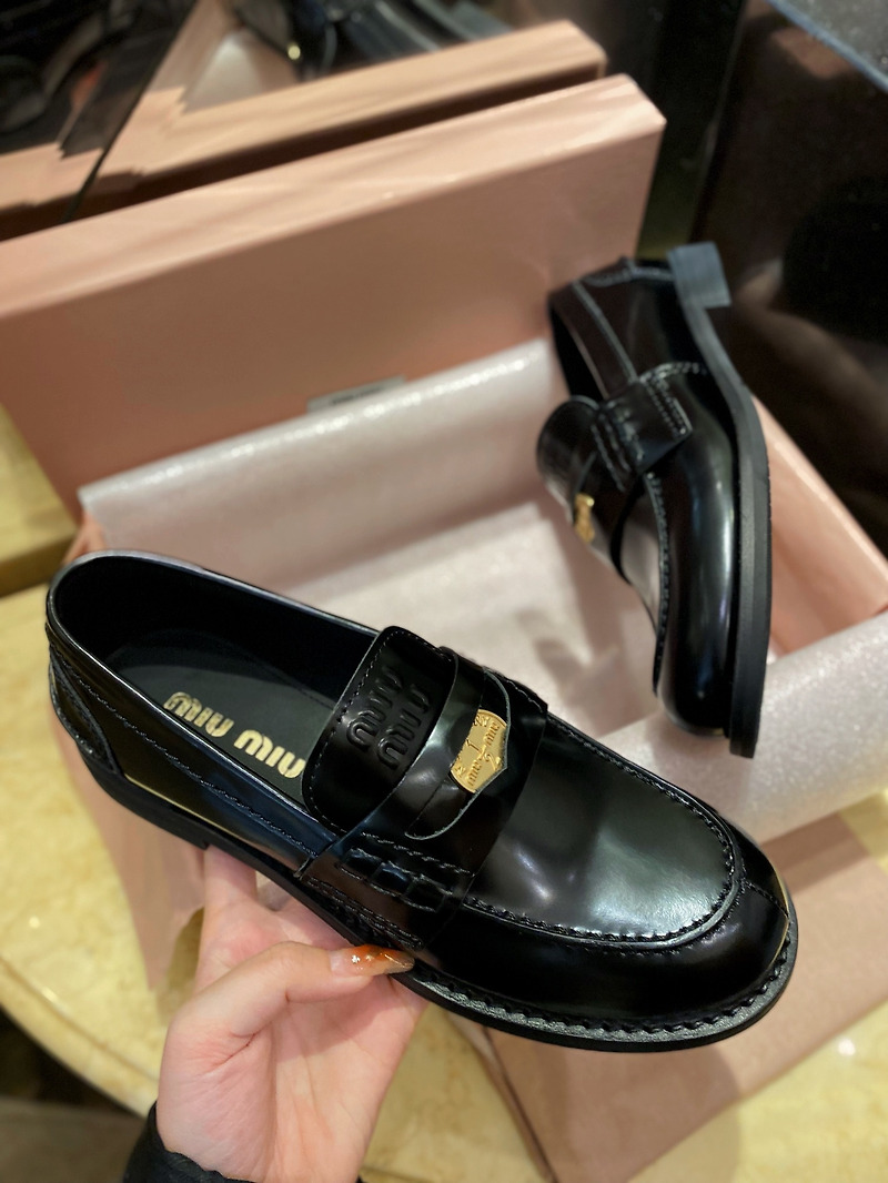 miumiu 미우미우추천 로퍼추천 여성신발 명품신발 명품추천