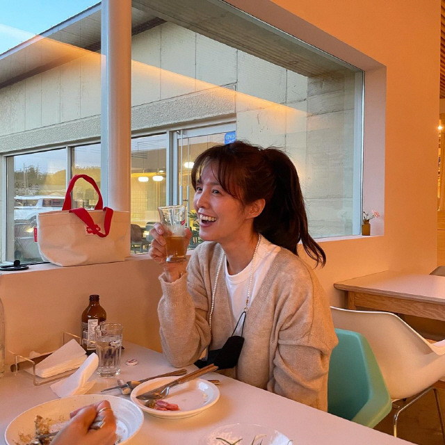 김성은, 정조국과 데이트 중 찍힌 사진?...