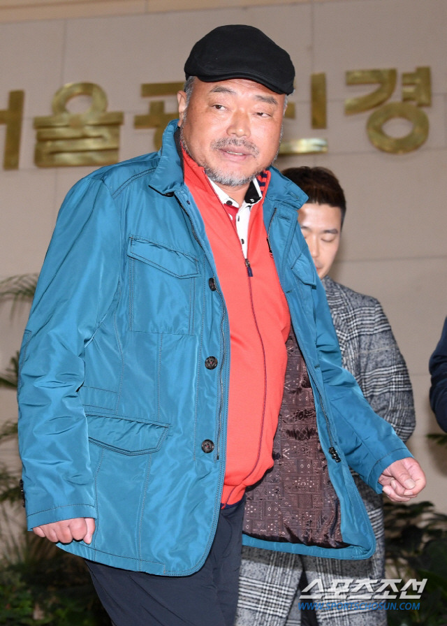 김흥국, 사고차량 블랙박스 공개....스치듯 사라진 오토바이 운전자