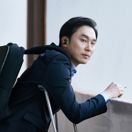 '충무로 우량주' 서현우, '남산의 부장들'→'혼자 사는 사람들'로 연기 스펙트럼 확장