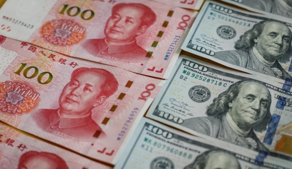 국제 거시경제: 중국인민은행(PBOC) 위안화 약세 용인 신호, 보스틱 연은 총재, 올해 금리 인하 전망 1차례로 축소 및 골드만삭스 ‘S&P 500 지수 6,000 갈 수도’