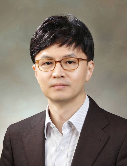 한동훈 장관 사주  봄에피어난 을목이요 저돌적인 돼지사주