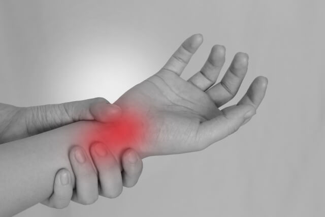 손목터널증후군 증상 7가지 및 치료방법