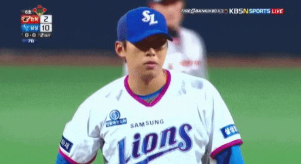 윤성환 나이 야구선수 프로필 연봉 모자 고향 도박 방출 결혼 여자친구