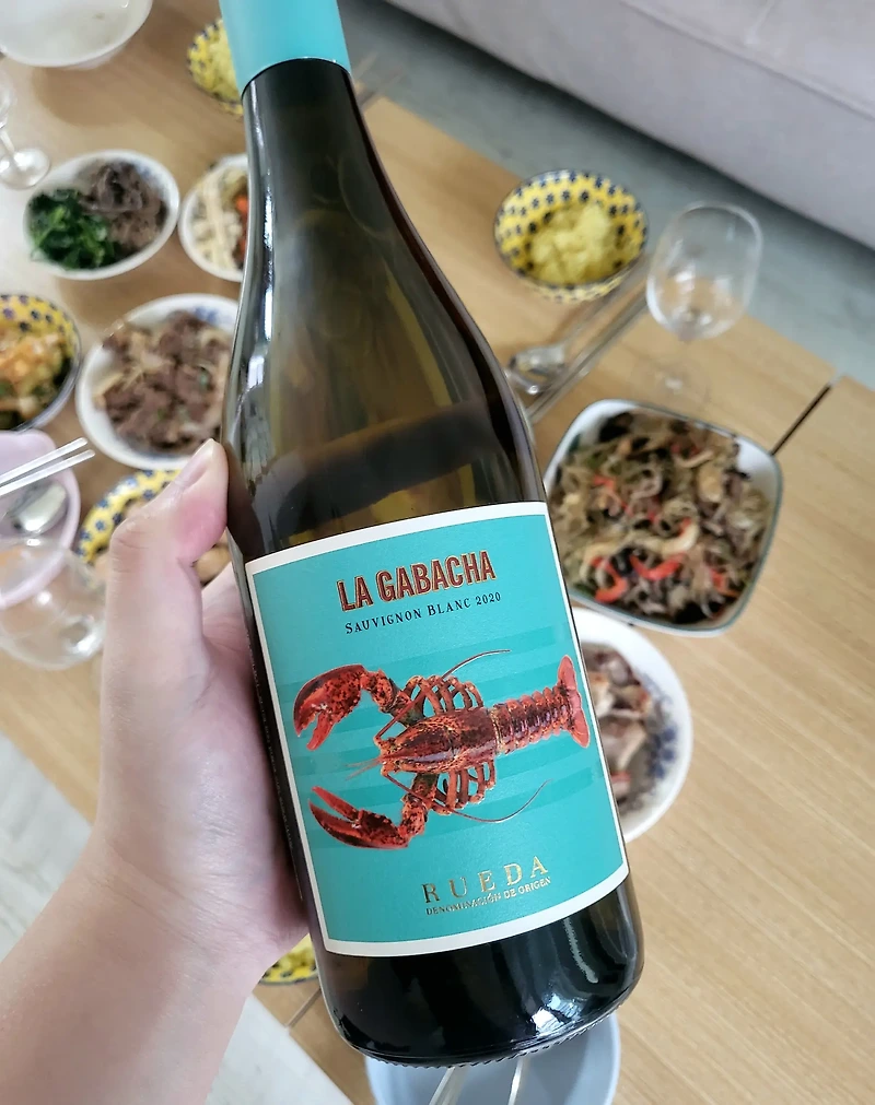 카사 로호 라 가바차 2020 - 샤르도네같은 스페인 소비뇽블랑 와인