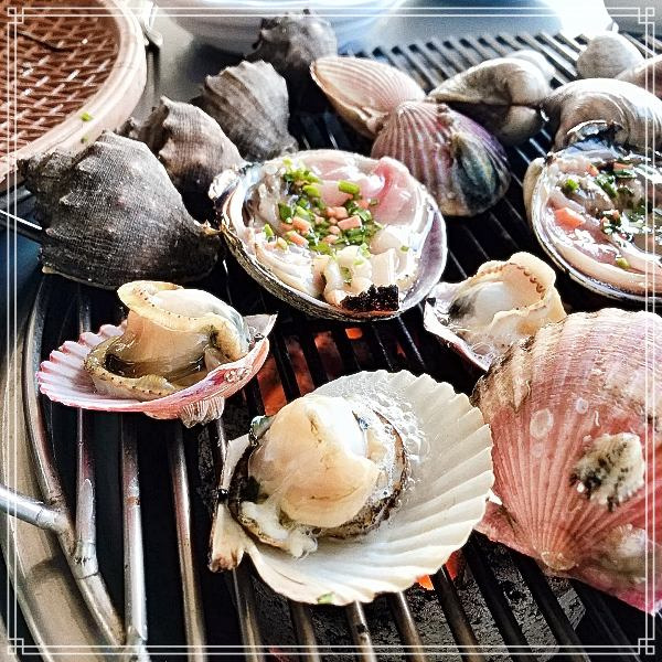 207회 식객 허영만 백반기행 가리비, 꼬막, 관자, 백합, 조개구이 이채영 평택, 평택항, 아산만, 평택호 근처 근처 추천 맛집 양념 해산물, 당면, 새우, 국수, 냄비, 짜글이, 칼국수 방송 정보