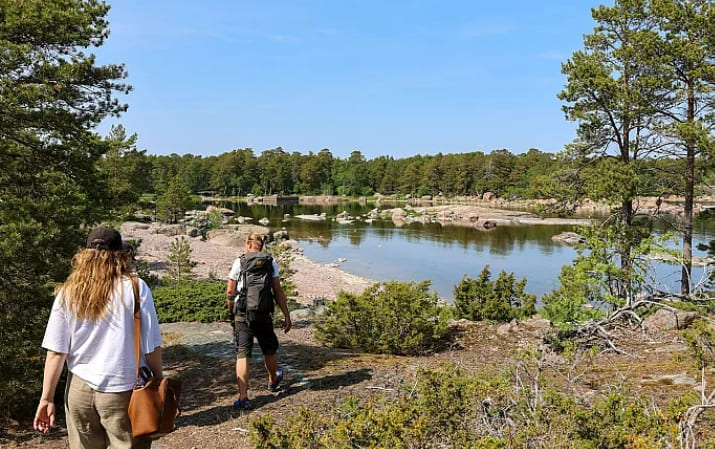세계 최초 인터넷 세계와 단절된 핀란드 여행지 VIDEO: This Island in Finland Is the World’s First Phone-Free Travel Destination!