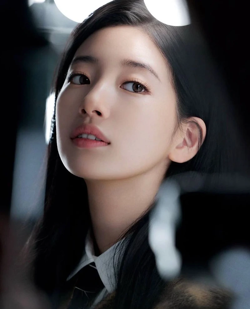 지수 김연아 수지, 디올 이화여대 패션쇼 홍보 사진