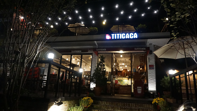 분위기와 풍경이 너무 좋은 전북 군산 카페 '티티카카'