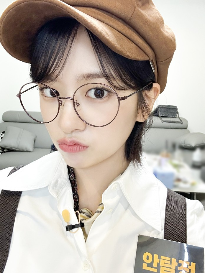 그룹 아이브(IVE) 멤버 안유진이 티빙 오리지널 '크라임씬 리턴즈' 종영 소감을 전했다.