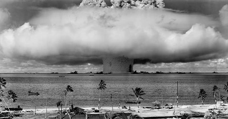 핵폭탄(원자폭탄)의 보유 : 전쟁의 종식인가? 시작인가?