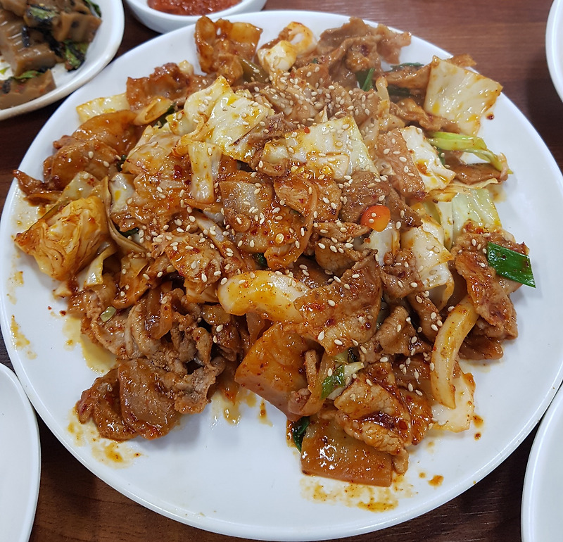 [천안시/신방동 맛집] 가성비 쩌는 한식 맛집! 배부른 왕족 방문 후기