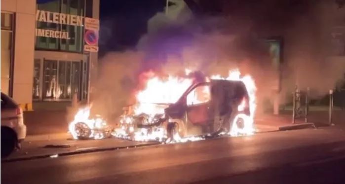 프랑스 폭동: 킬리안 음바페와 프랑스 축구팀, 국가 내 폭력 종식 촉구