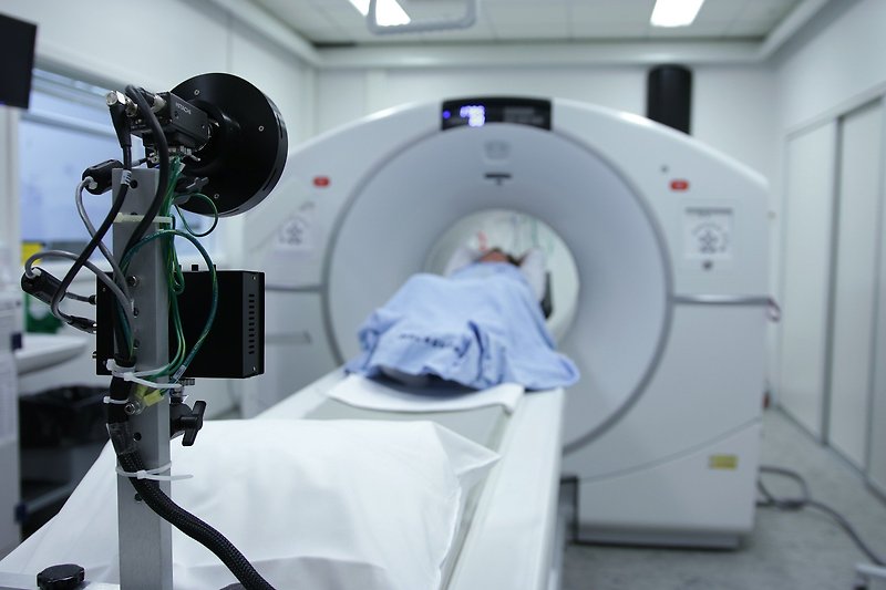 MRI CT 와의 차이점은?