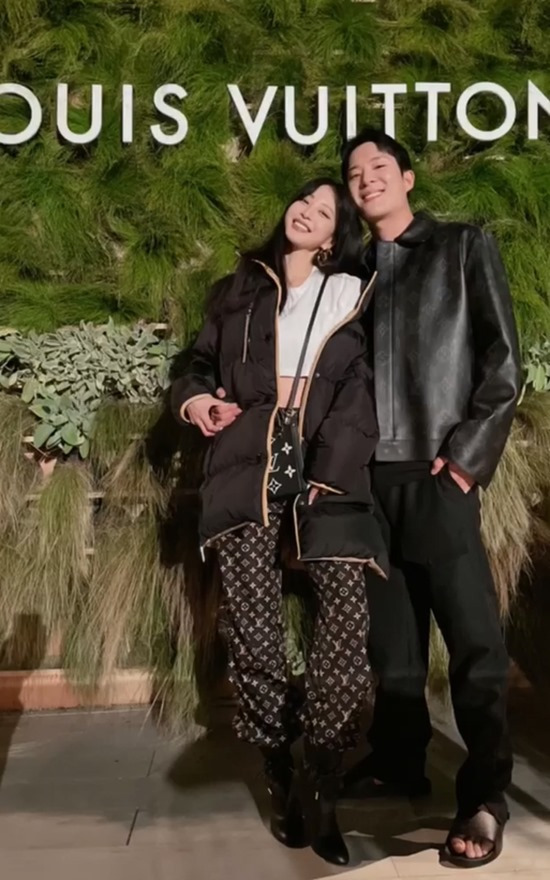 한예슬, '10살 연하' 류성재와 화보 같은 데이트! 