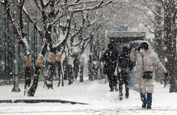 서울 전역 대설특보... 출근길 비상