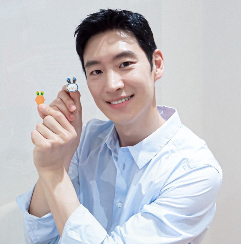 이제훈 허혈성 대장염으로 응급 수술 현재 회복중