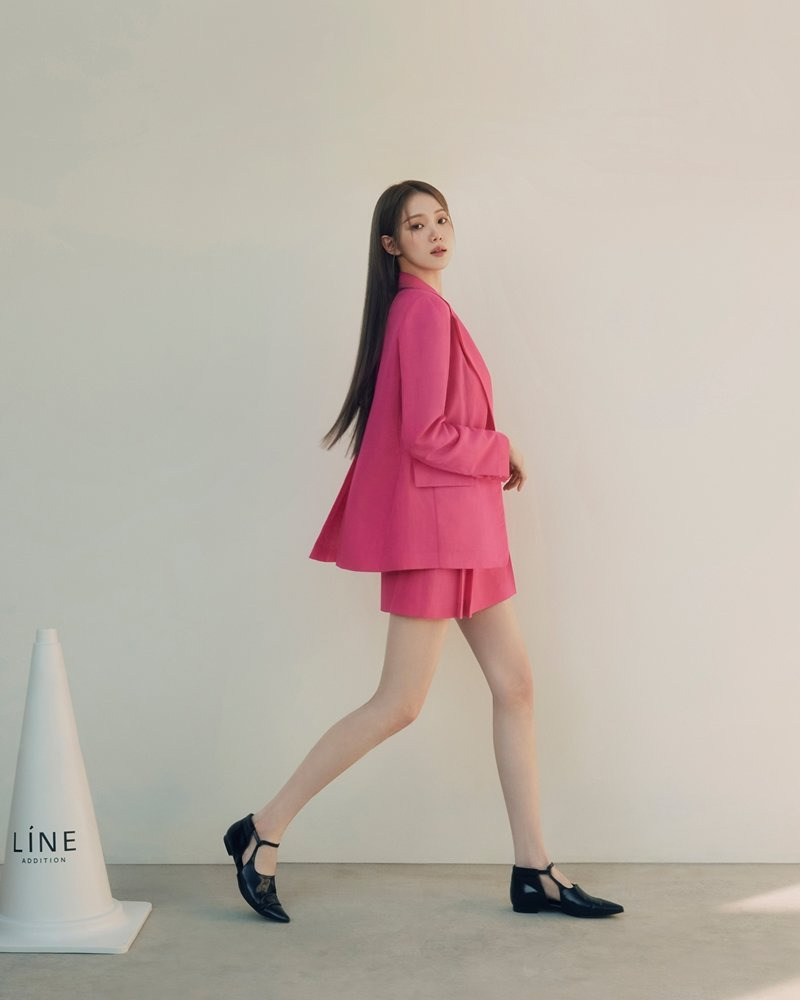 린컴퍼니의 여성복 브랜드 라인어디션이 새로운 브랜드 모델을 선정했다. 주인공은 배우 이성경