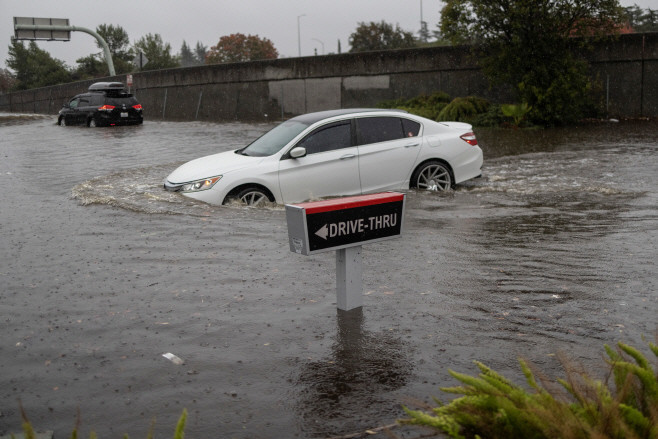 지구온난화 영향 기상이변 미국 LA 대기의강 원인 기록적 폭우 홍수 산사태 피해 속출