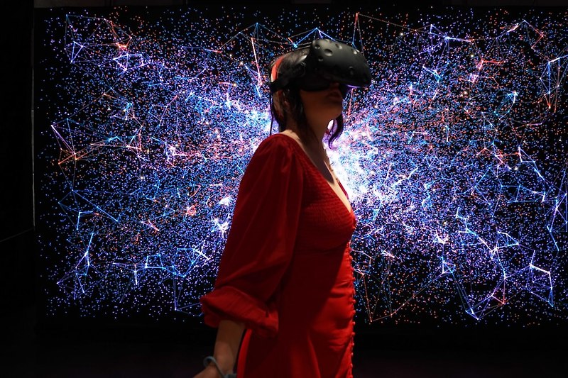 가상현실(VR)의 발전과 미래