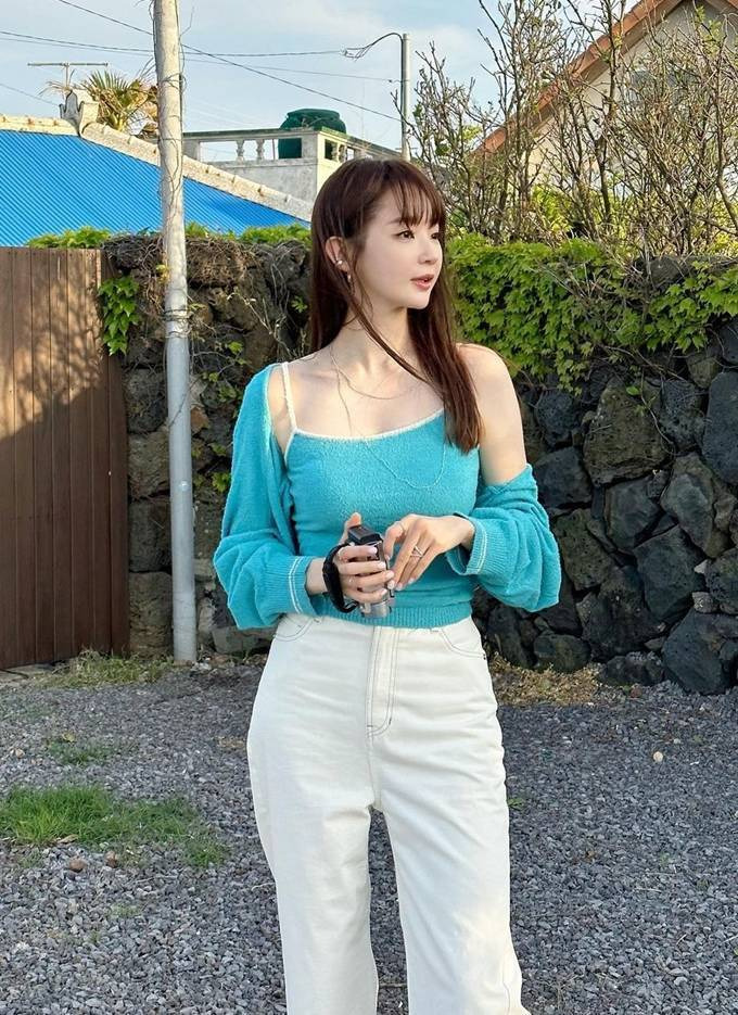 '열정페이 논란' 이후 근황 공개한 강민경, 