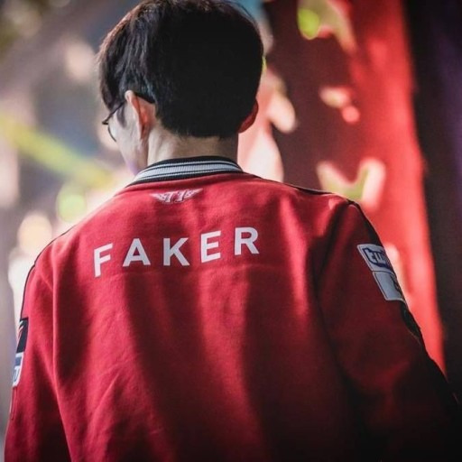 페이커 이상혁 (뜻, 나이, 프로게이머, 경기, 군면제, 뒷모습)