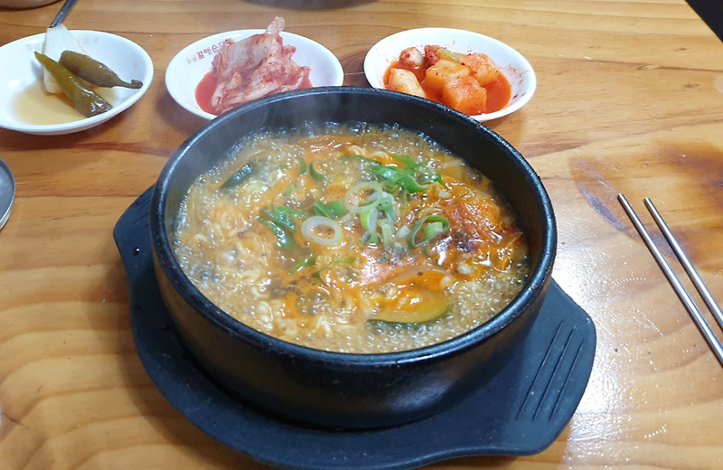 할매순대국 신메뉴 「짬뽕순대국」 리뷰담