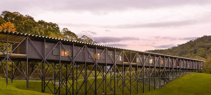 교량의 놀라운 변신 Bundanon's new art museum and bridge for creative learning are built to endure climate change