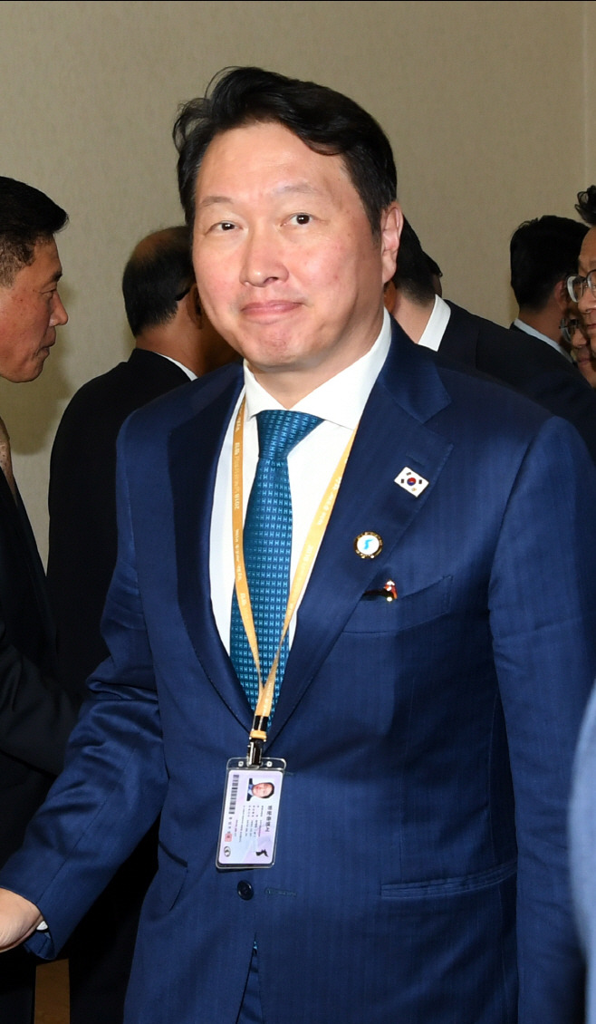 SK 최태원 회장의 모든것! (+재산,자녀,이혼,아버지)