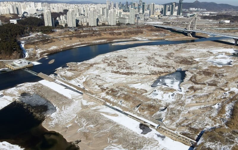 감사원 '사대강 보 해체' 결정 법적근거 조사한다...감사 착수