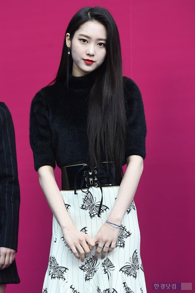 오마이걸 지호 영상 올리비아 핫세 댓글 나이 키 학력