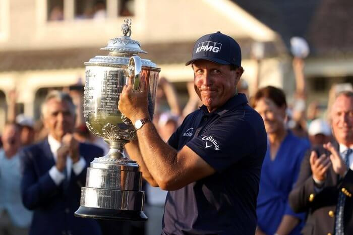 필 미켈슨, 50세 11개월 최고령 PGA 챔피언쉽 타이틀 획득 VIDEO:Phil Mickelson wins PGA Championship at euphoric Kiawah