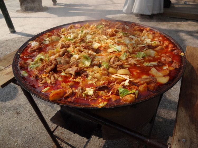 생방송 투데이 솥뚜껑 닭볶음탕 전골 닭도리탕 경기 가평군 삼대천왕 맛집