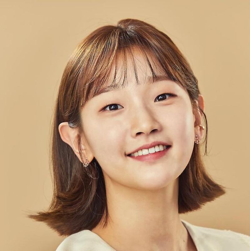 배우 박소담 프로필, 나이, 키, 고향, 학력, 소속사