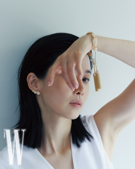 배우 이보영, 독보적인 우아함 [화보]